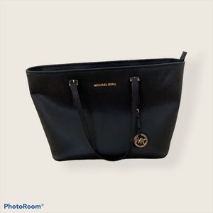 Micheal Kors Black Tote Bag